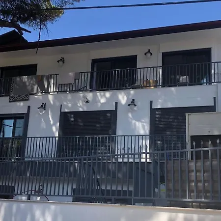 Lulubay & * Kuşadası