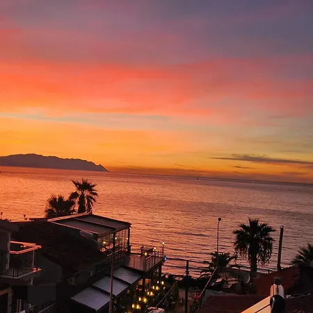 Lulubay & Otel Kuşadası