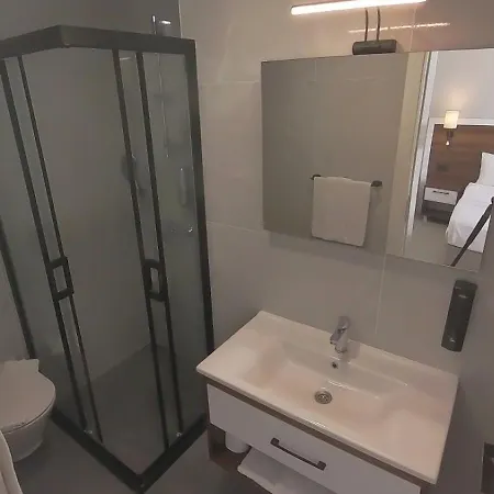 Lulubay & * Kusadası